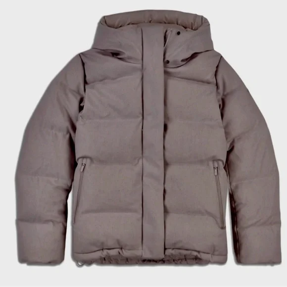 Stylish Puffer Jacket - Picture 2 of 9